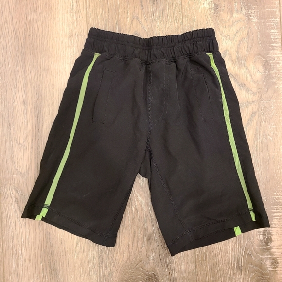 Boys Shorts - Picture 1 of 4